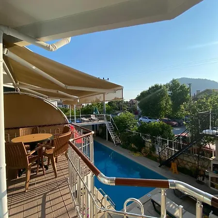 Hotel Tulip *